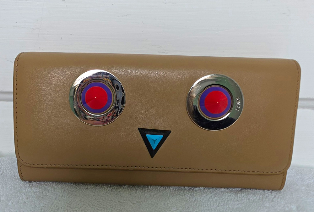 Fendi Roma Hypnoteyes Beige Continental Wallet w/COA